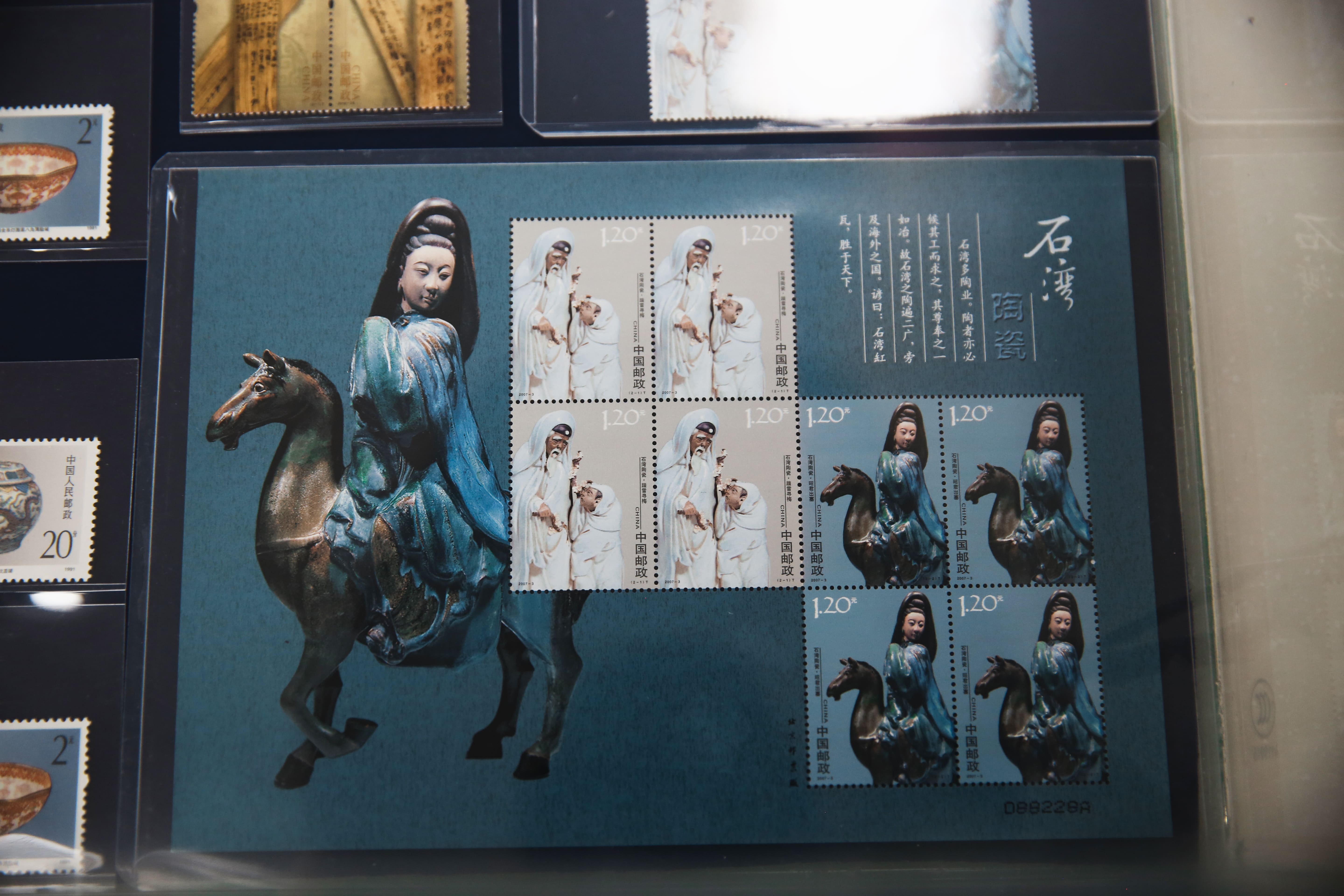 华中地区首家!武汉海淀外国语校园邮票博物馆开馆! 华中地区首家!武汉海淀外国语校园邮票博物馆开馆!